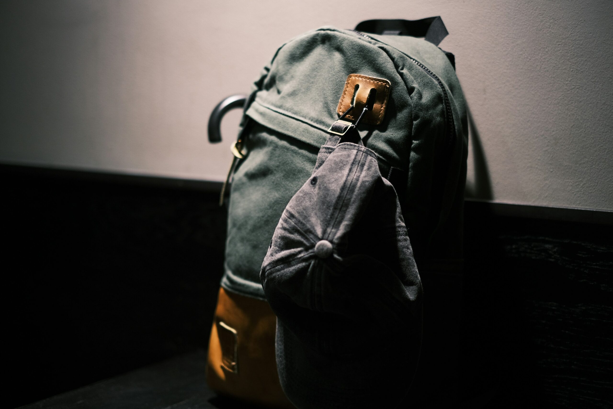 Side-by-side comparison of a regular suitcase and a travel flex bag showcasing storage capacity