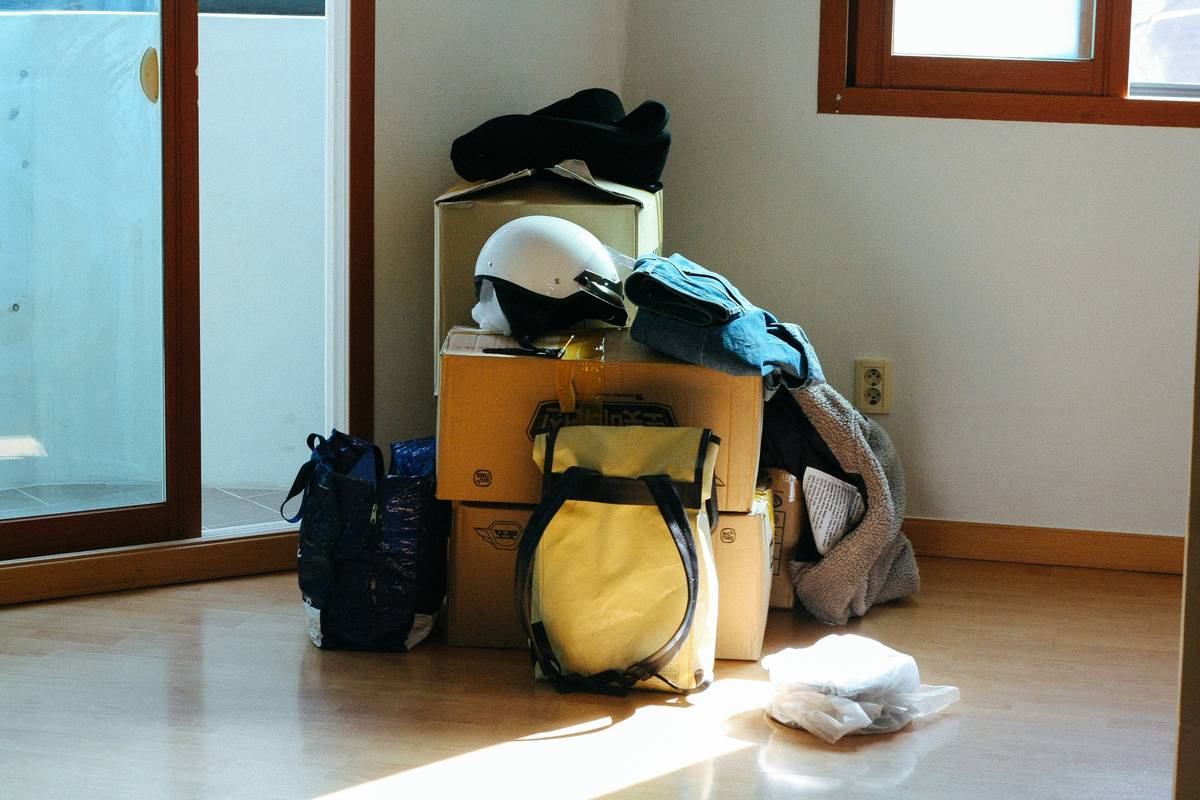Why Your Next Trip Needs a Space Saver Travel Pack (And How to Choose the Best One)