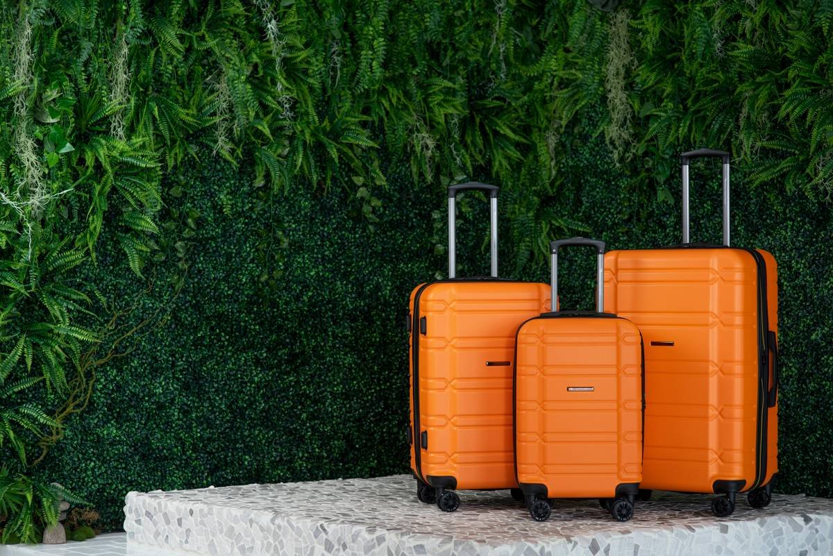 Space Saver Expandable Samsonite Centric Hardside: Your Secret Weapon for Stress-Free Travel (Seriously, Stop Overpacking)