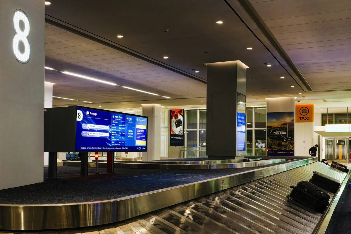 Why the Travel Flex Expandable Samsonite Centric Hardside Should Be Your Next Luggage Upgrade