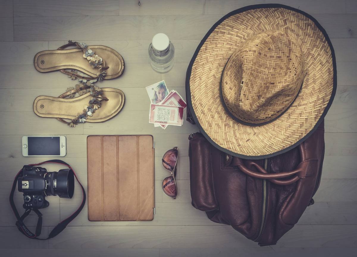 Flex Pack Expandable Luggage 22 x: Your Carry-On Savior for Overpackers (Without the Airline Fees)